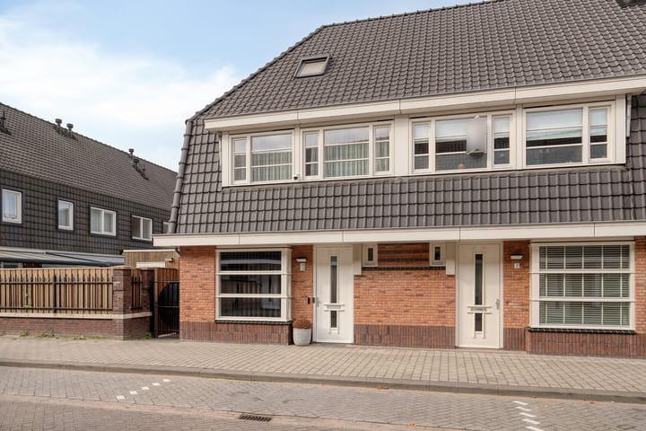 van den Dungenstraat 1