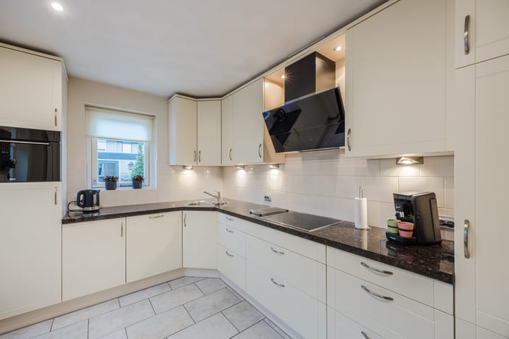 Photo 4 of van Riebeeckstraat 29