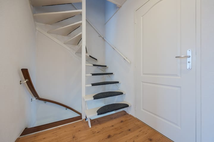 Photo 32 of van Riebeeckstraat 29