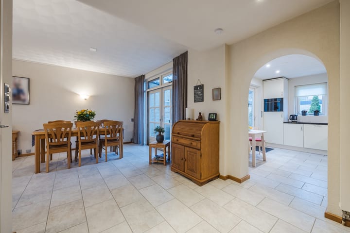 Photo 16 of van Riebeeckstraat 29