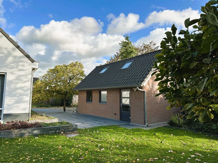 Foto 38 van den Hof 6