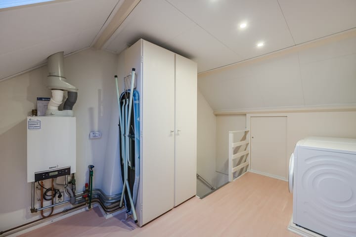 Photo 45 of van Riebeeckstraat 29