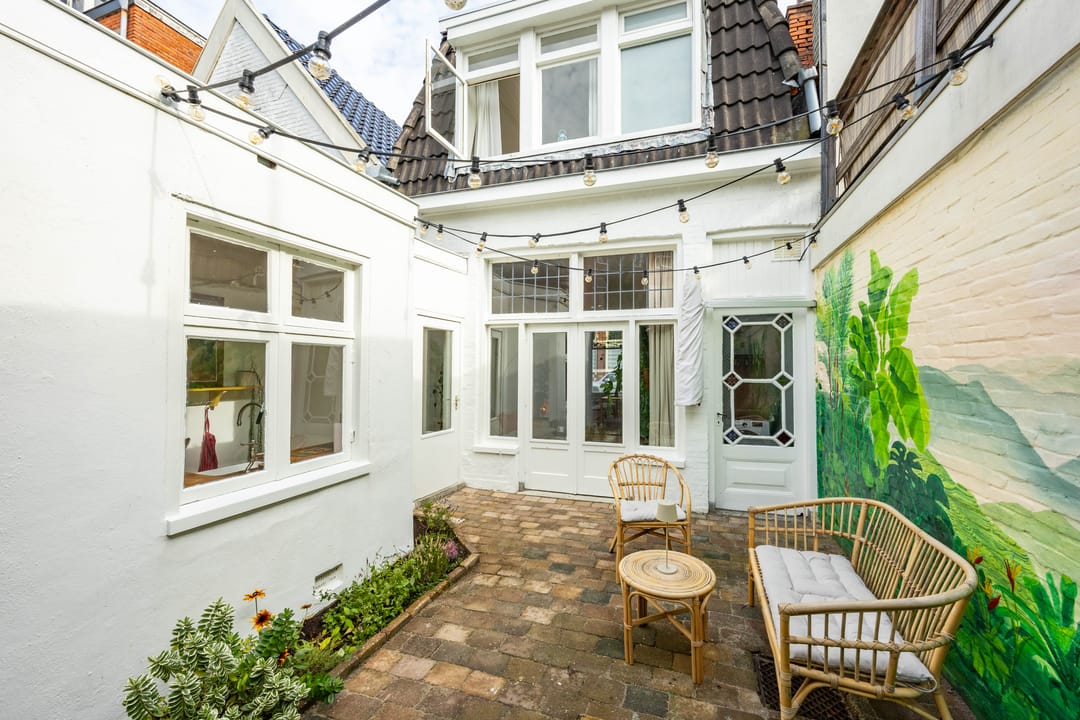 Photo 2 of Westerhavenstraat 17