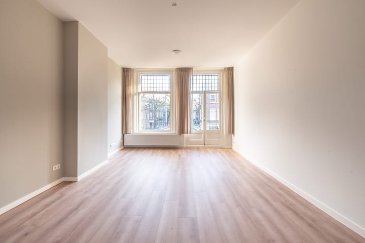 Photo 2 of Admiraal De Ruijterweg 99-1