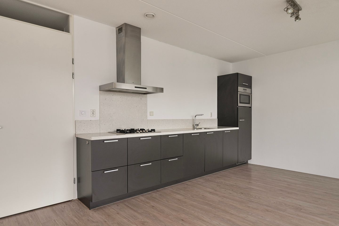 Photo 5 of Friesestraat 131