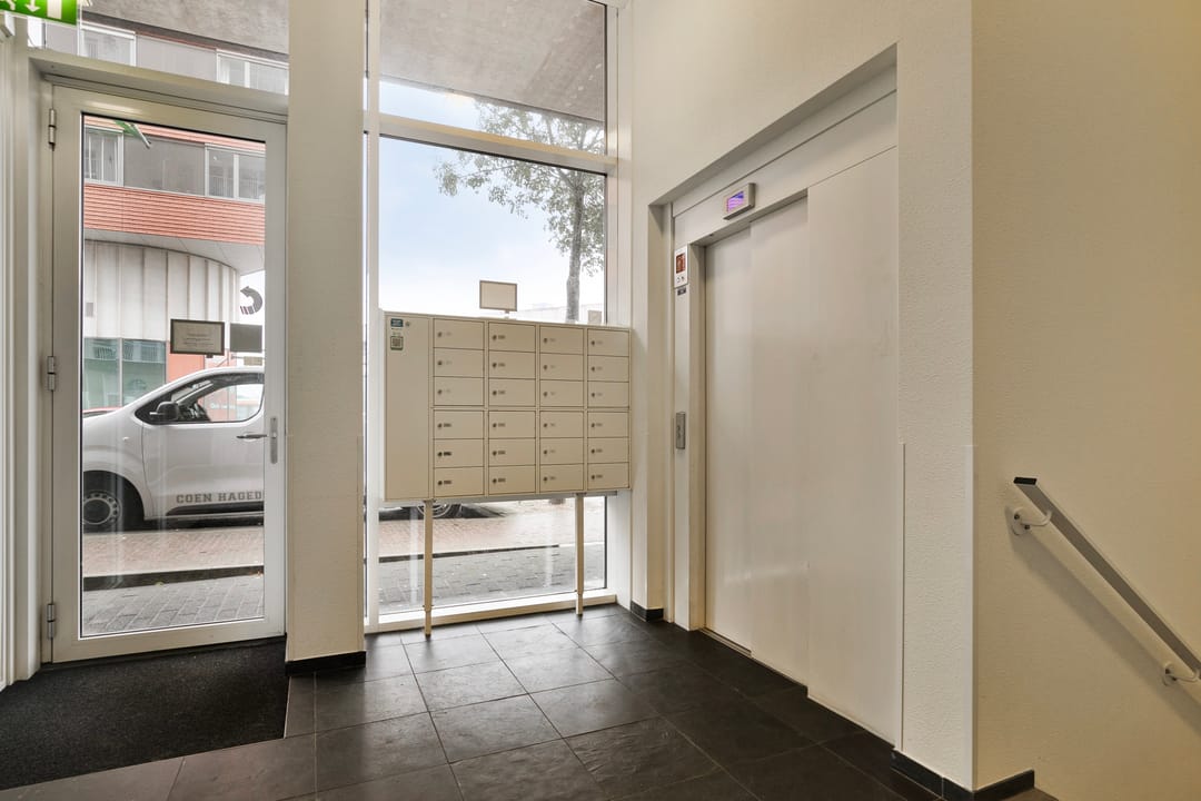 Photo 11 of Friesestraat 131