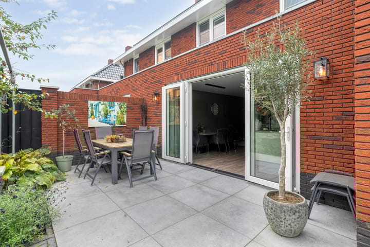 Foto 37 van Mittendorffwerf 53