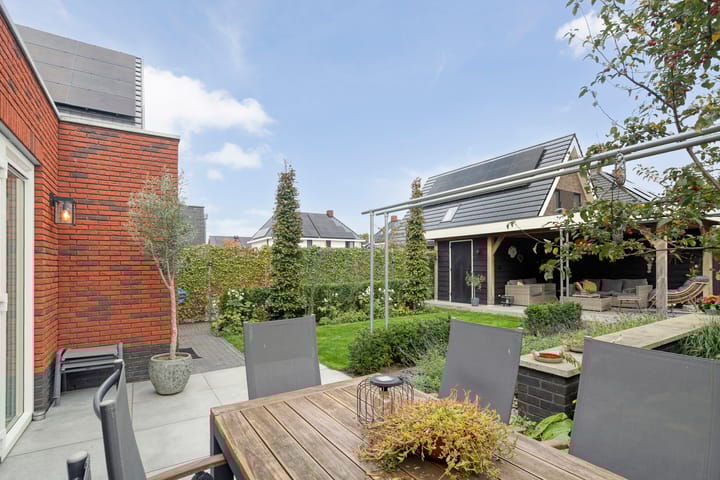 Foto 39 van Mittendorffwerf 53