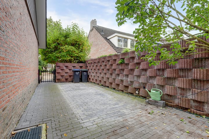 Photo 71 of Ratelwacht 33