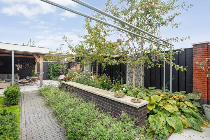 Foto 42 van Mittendorffwerf 53