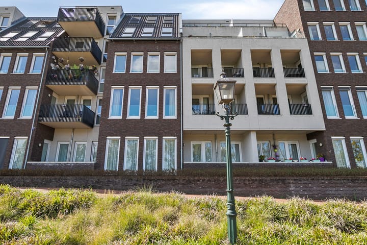 Photo 6 of Koninginnedijk 178