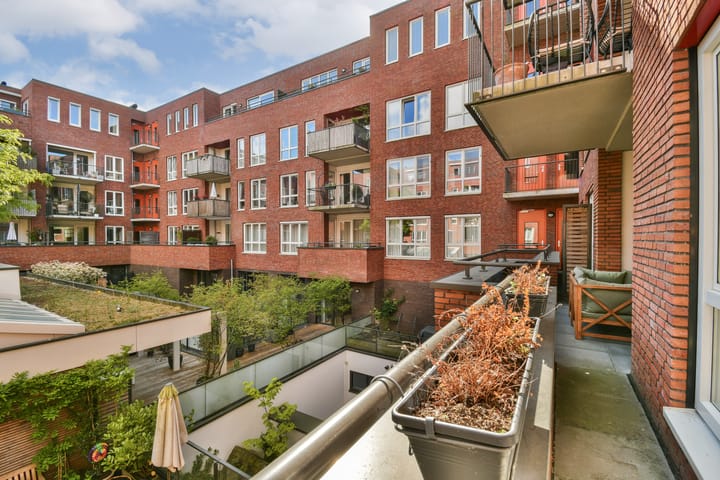 Photo 7 of Revaleiland 377