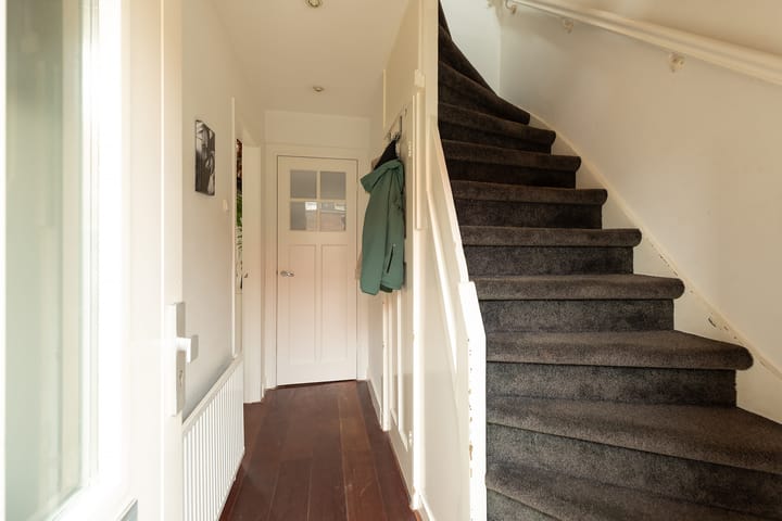 Foto 13 van Leeuwerikstraat 48