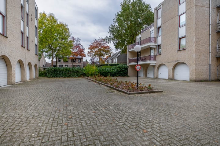 Photo 25 of Ambrosiuslaan 71