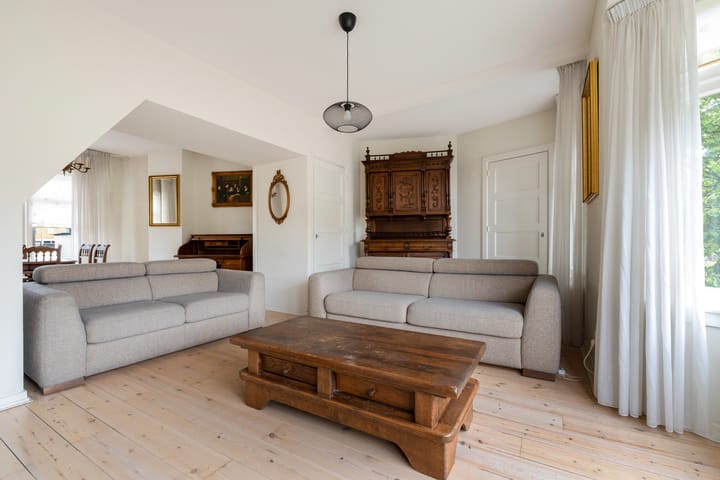 Photo 6 of Hugo de Grootlaan 1-A