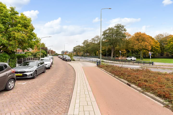 Photo 42 of Hugo de Grootlaan 1-A