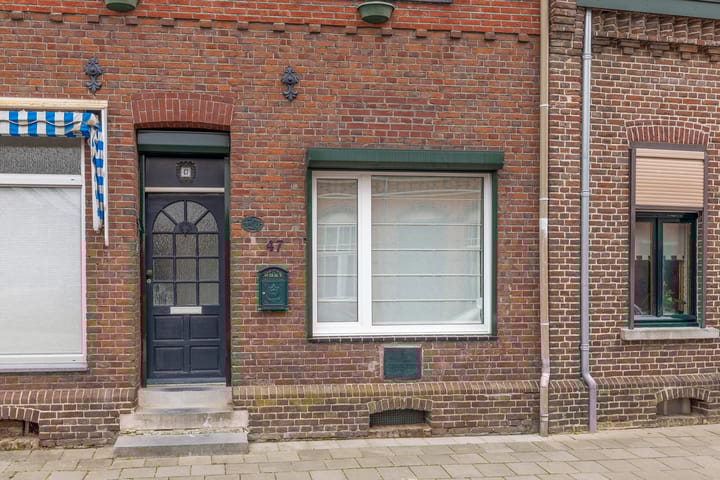 Foto 2 van Spoorstraat 47