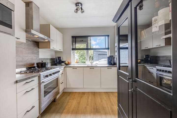 Foto 7 van Avercampstraat 4