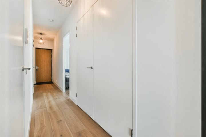 Photo 22 of Gustav Mahlerlaan 297