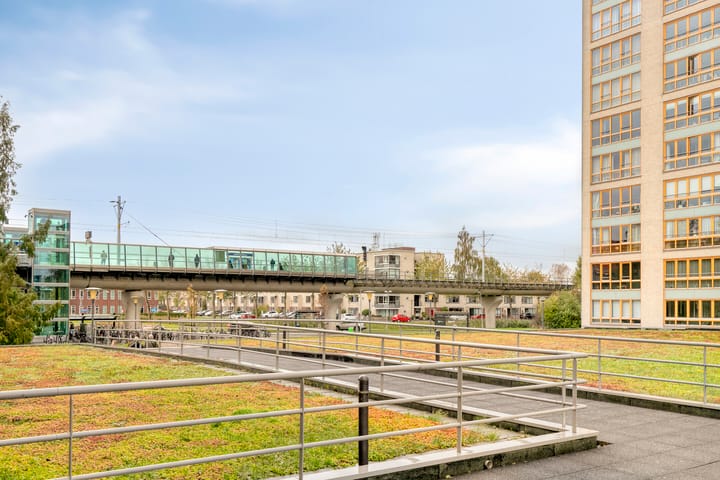 Photo 19 of Hazerswoudestraat 326