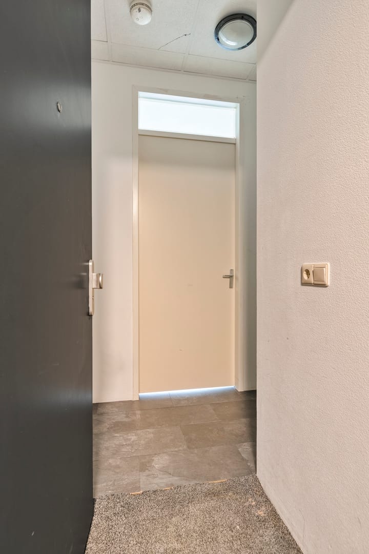 Photo 6 of Hazerswoudestraat 326