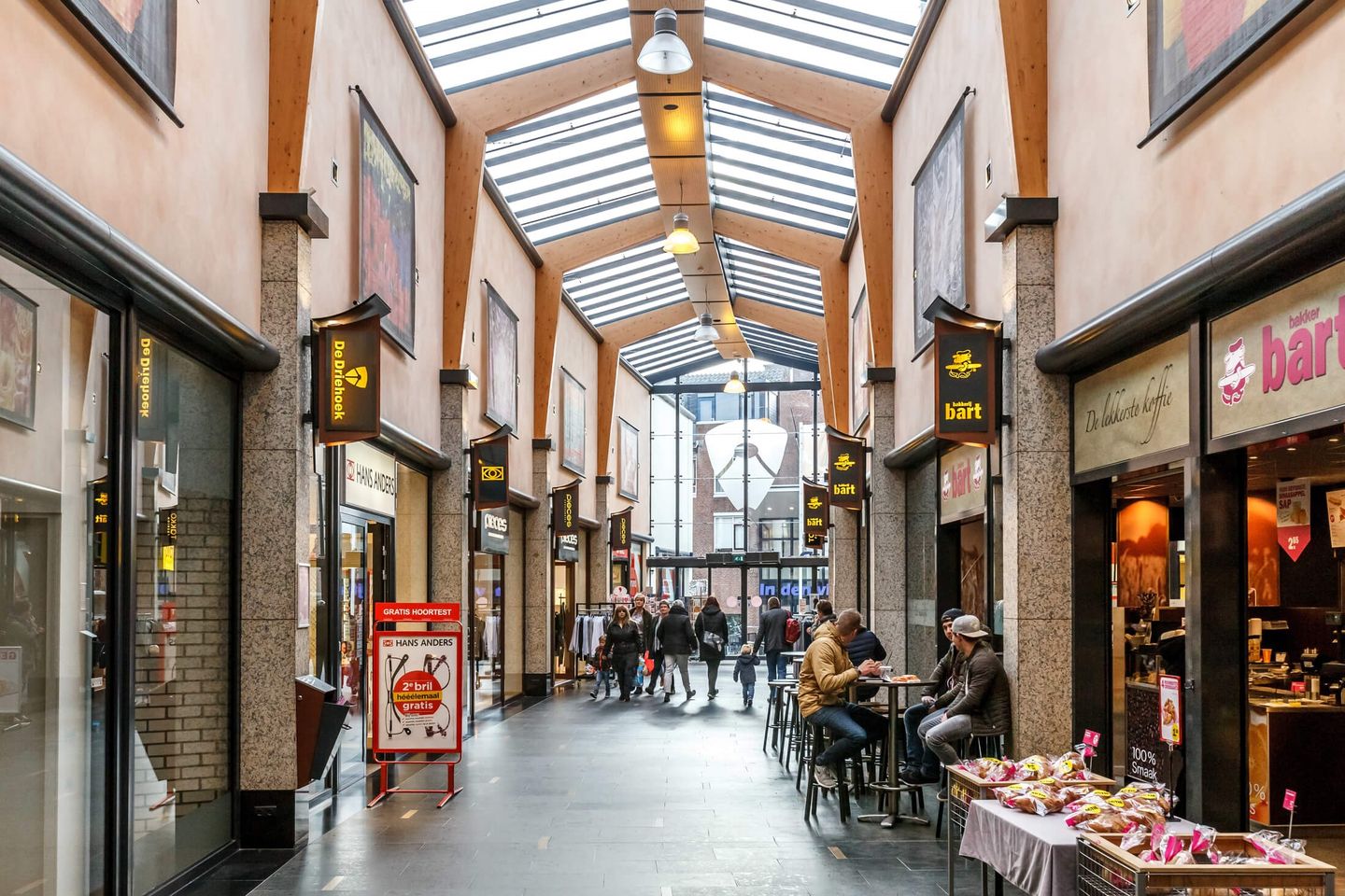 View photo 4 of De Driehoek 38