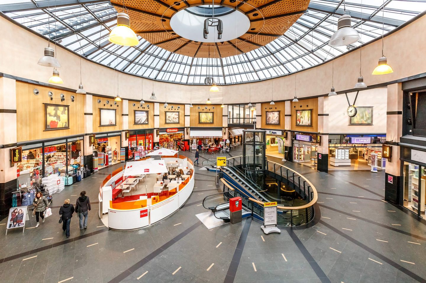 View photo 3 of De Driehoek 38