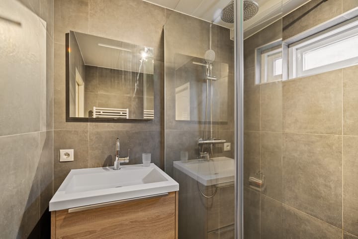 Foto 20 van Dawesweg 62