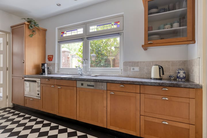 Foto 16 van Leenherenstraat 40