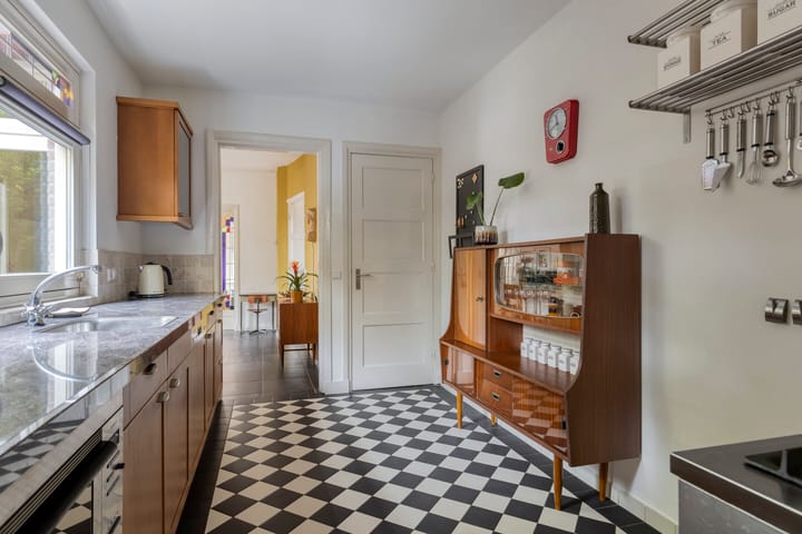 Foto 17 van Leenherenstraat 40