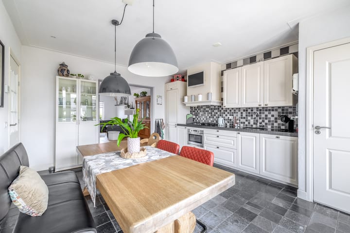 Foto 10 van Raasdorperweg 40