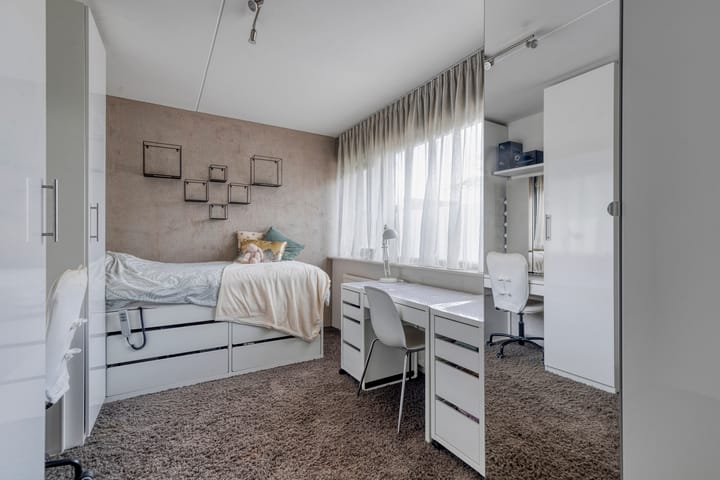 Photo 24 of Mangoberg 1