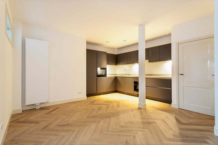 Foto 2 van Eemsstraat 39-H