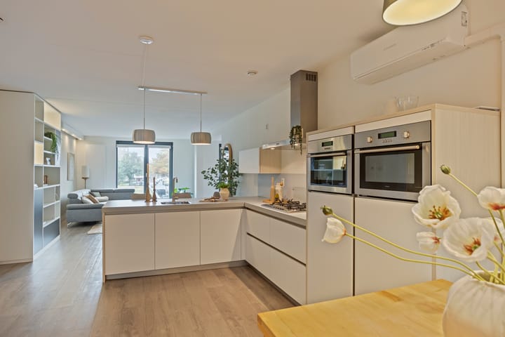 Photo 22 of Marsmanplein 36