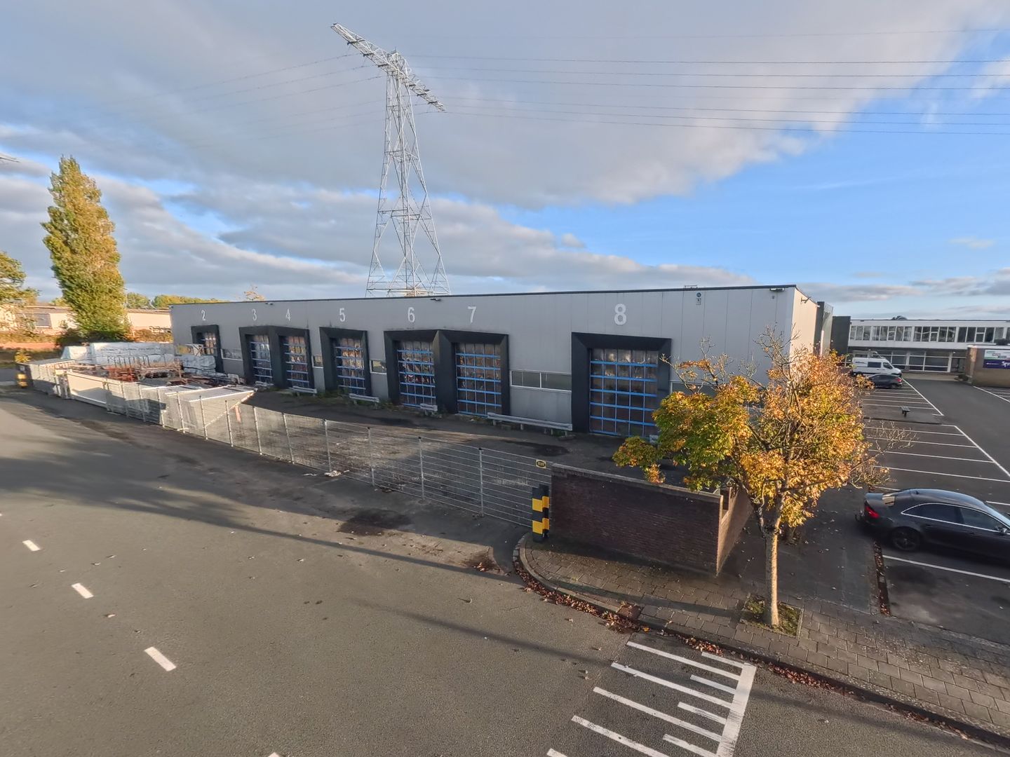 Bekijk foto 4 van Osloweg 79-81