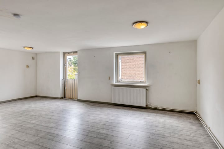 Photo 4 of Zandvoortselaan 9-C