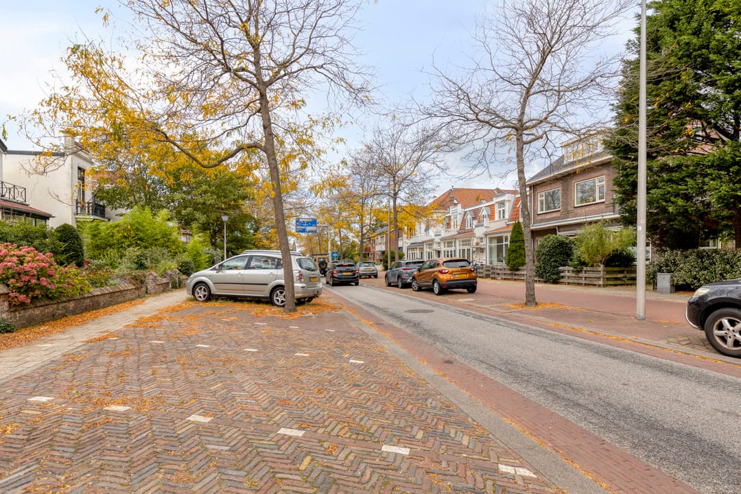 Photo 22 of Zandvoortselaan 9-C