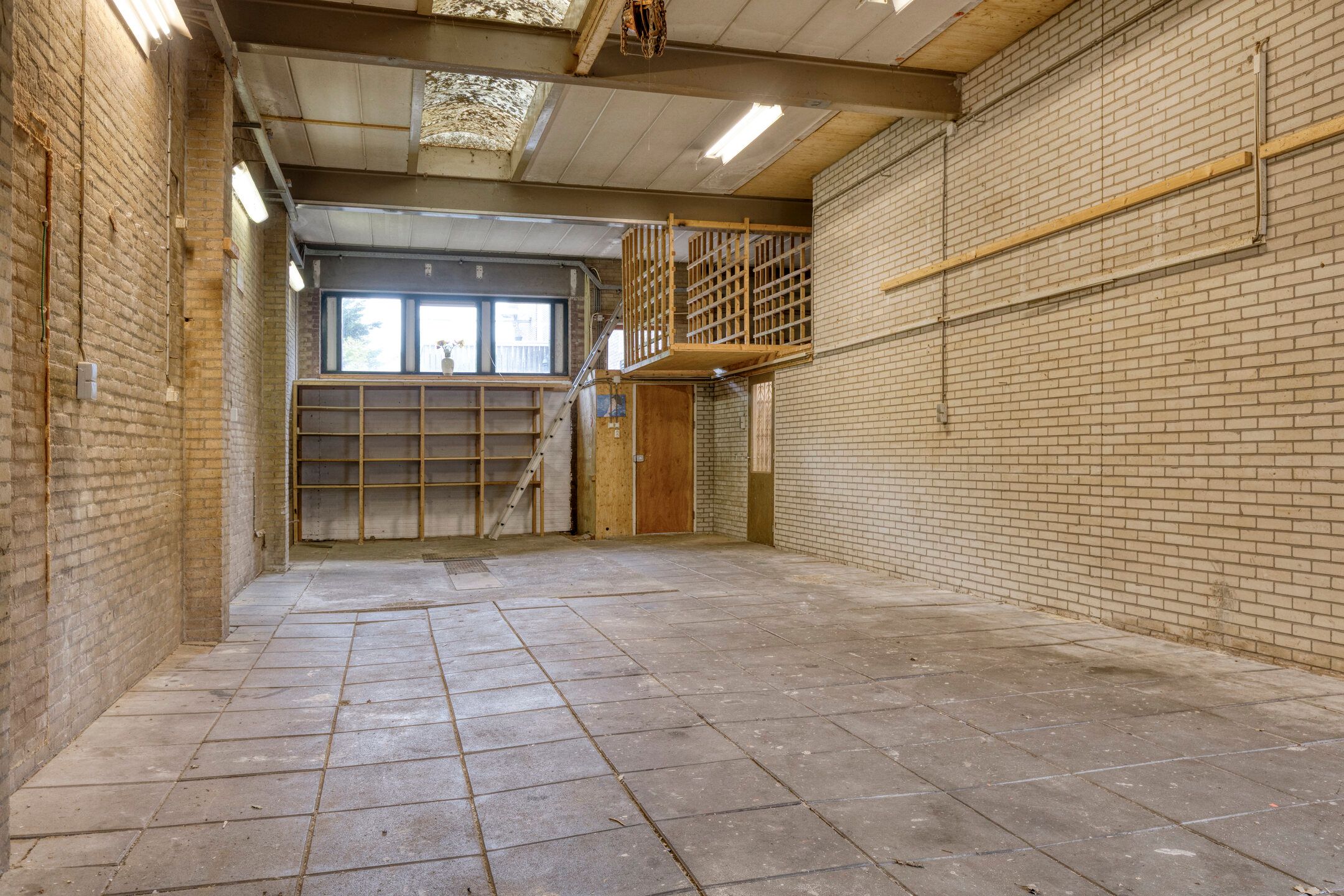 Photo 39 of Zandvoortselaan 9-C