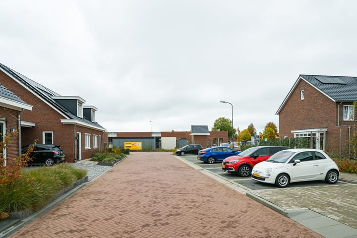 Foto 31 van Volharding 10