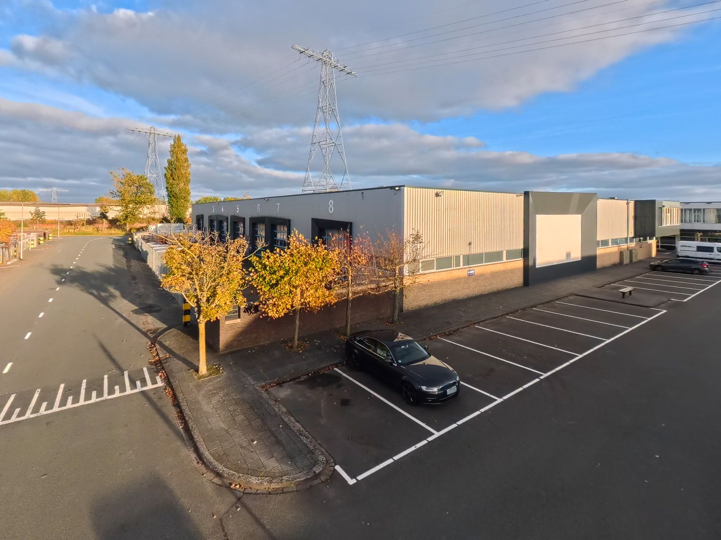 Bekijk foto 3 van Osloweg 79-81