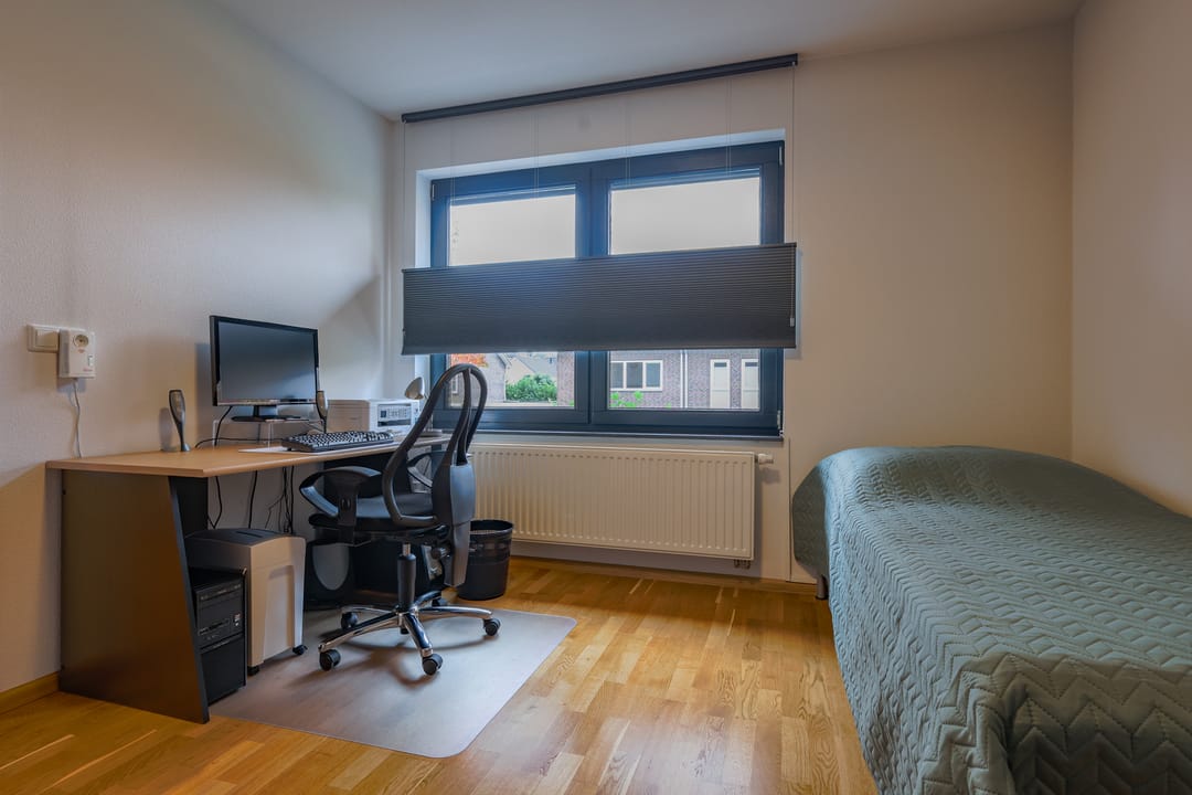 Foto 26 van van Elmptstraat 70