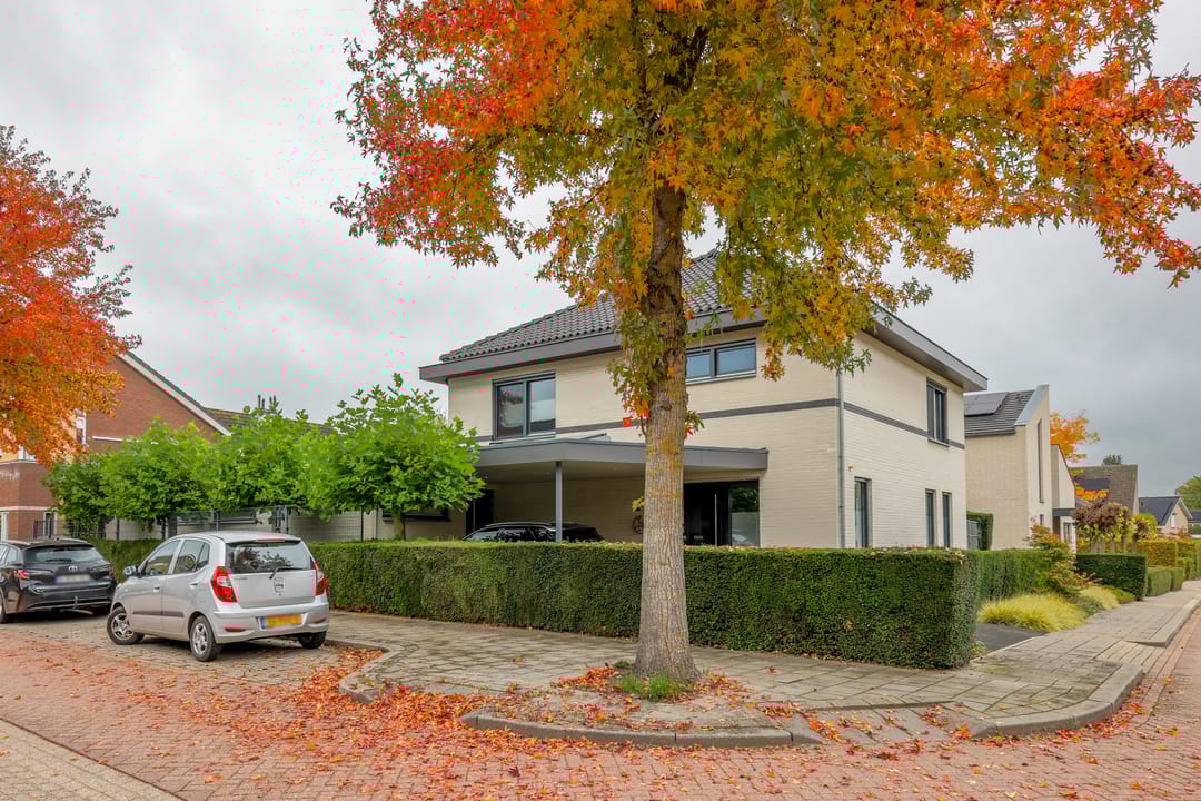 Foto 38 van van Elmptstraat 70