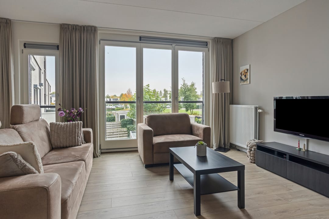 Foto 2 van Vuurvlinder 16