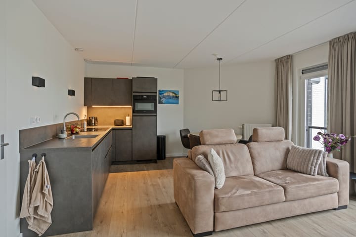 Photo 9 of Vuurvlinder 16