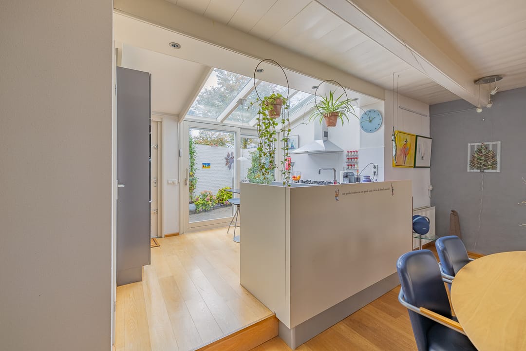 Photo 16 of Vlissingsestraat 56