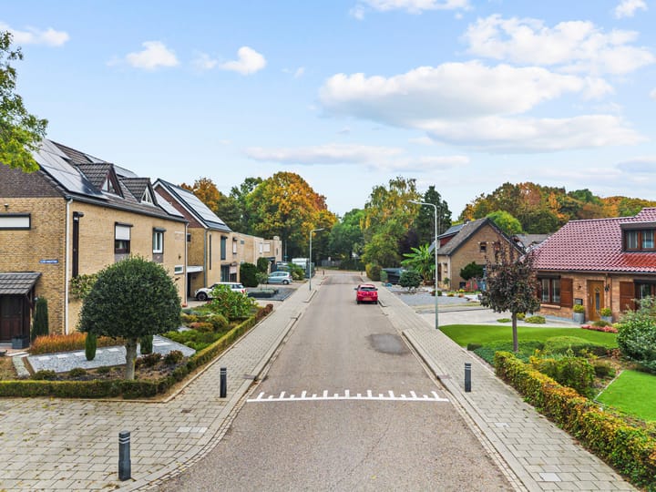 Foto 29 van Heisteeg 83