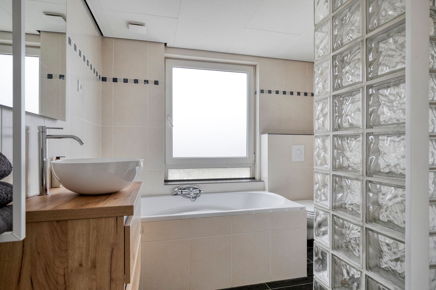 Foto 19 van Abtstraat 3