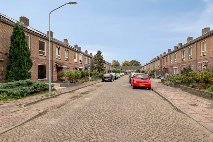 Photo 35 of Abtstraat 3