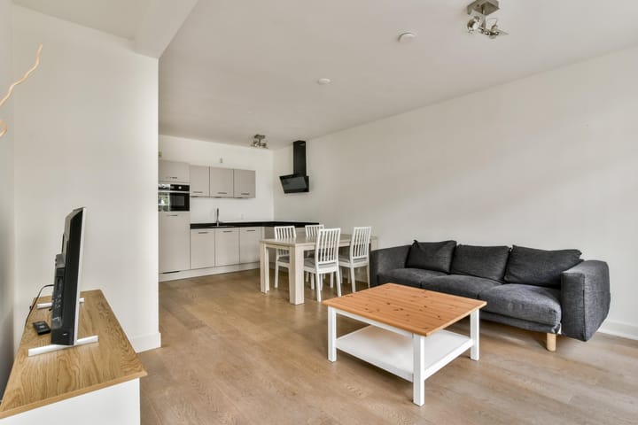 Photo 6 of Rustenburgerstraat 371-1