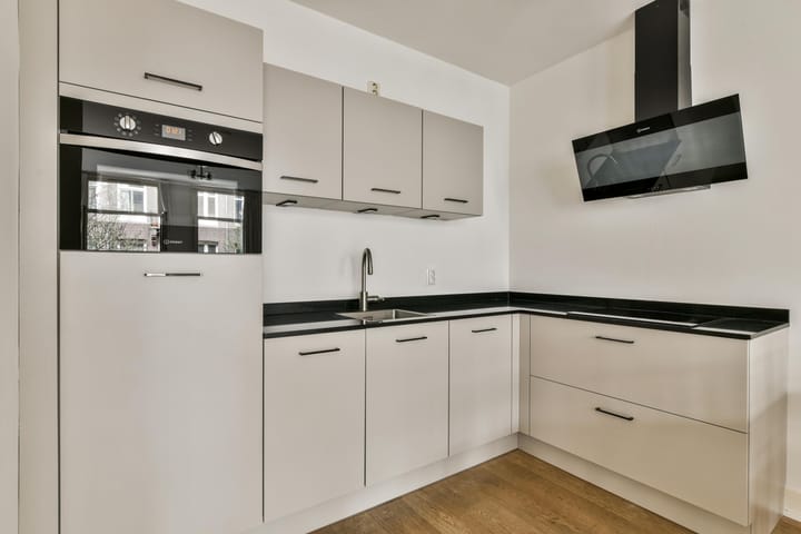 Photo 10 of Rustenburgerstraat 371-1